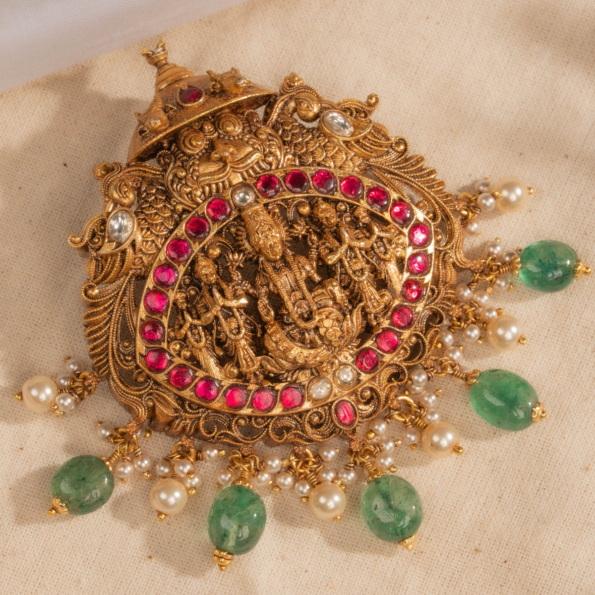 Deep Kundan Pendant