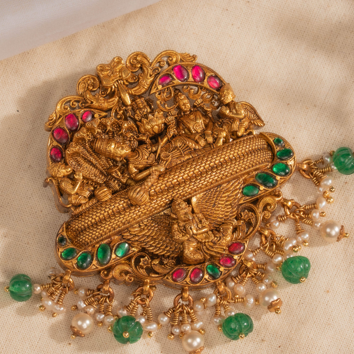 Deep Kundan Pendant