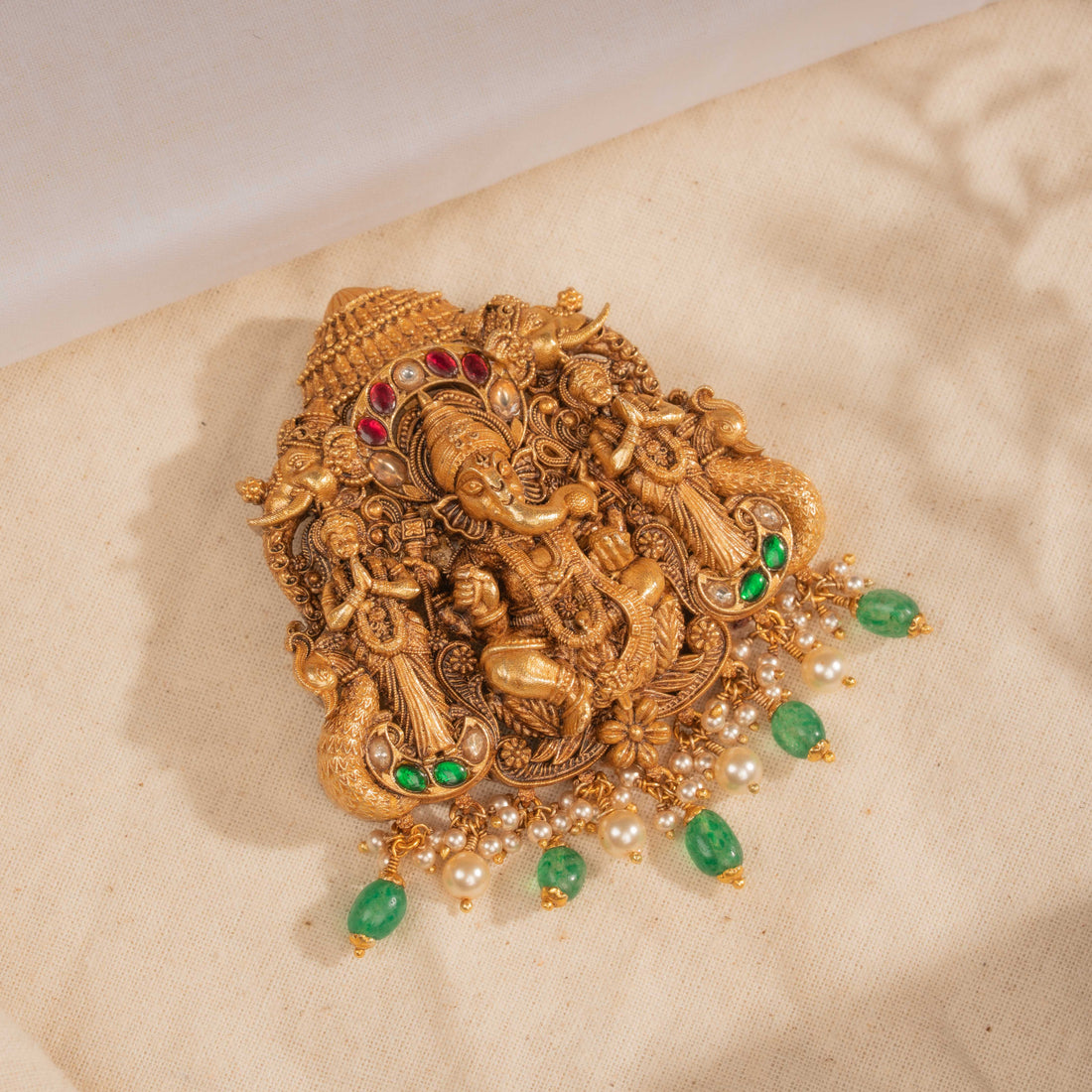 Deep Kundan Pendant
