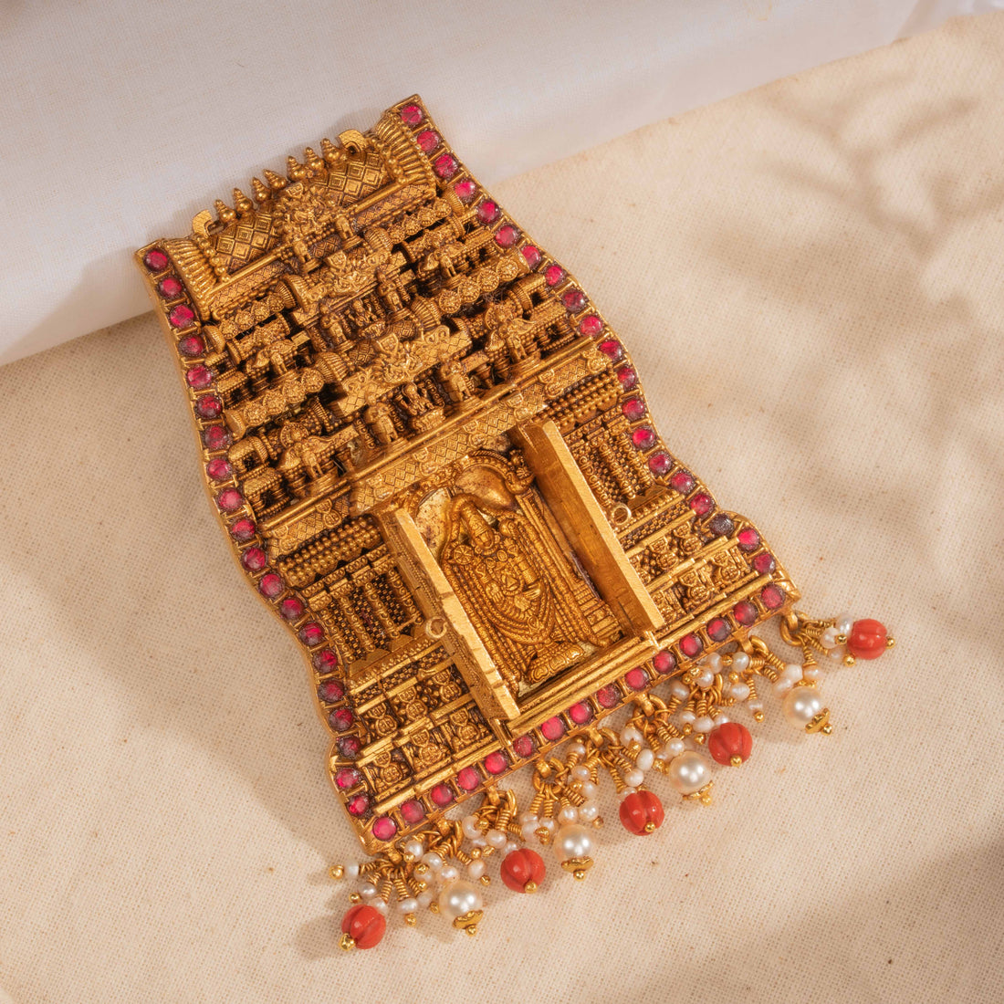 Deep Kundan Pendant