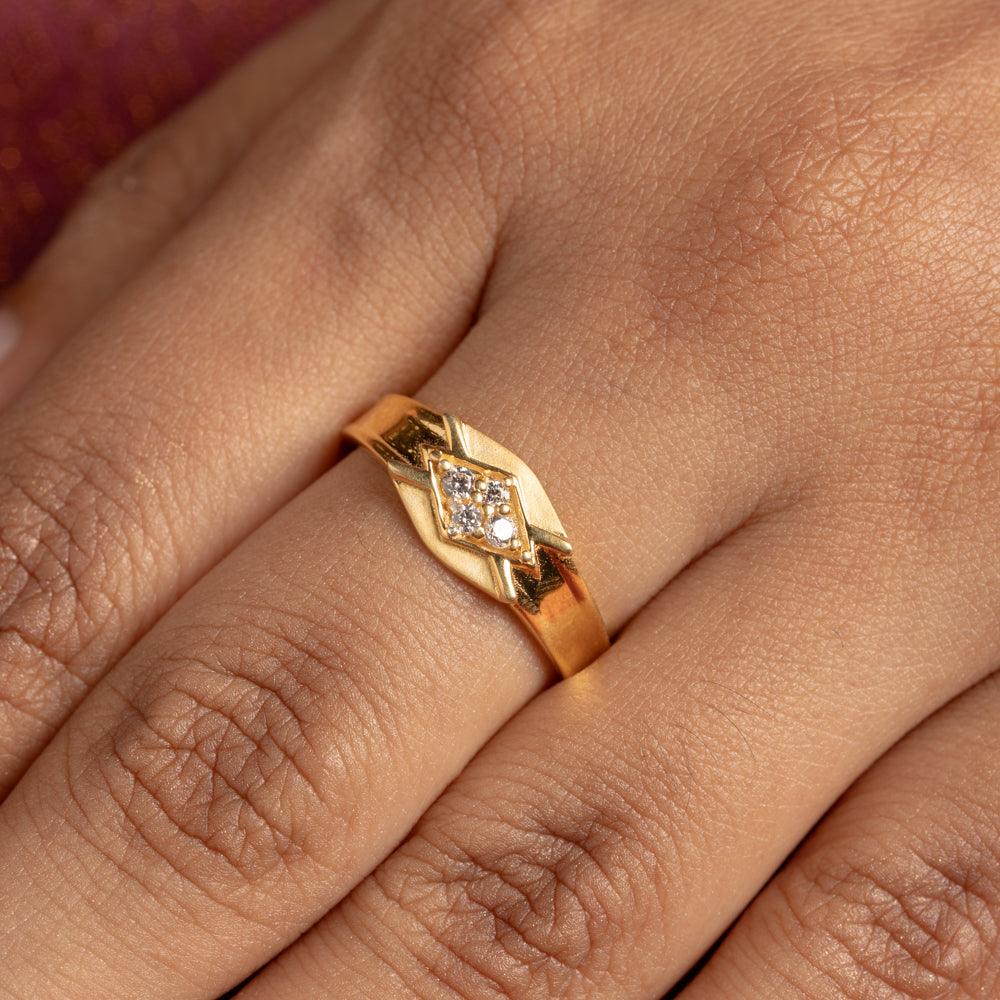 Sleek Ring