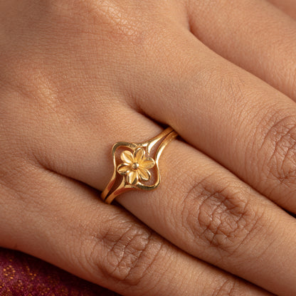 Sleek Ring