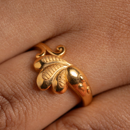 Sleek Ring