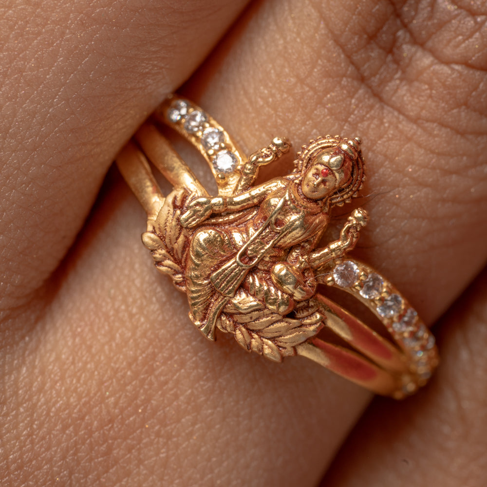 Sleek Ring