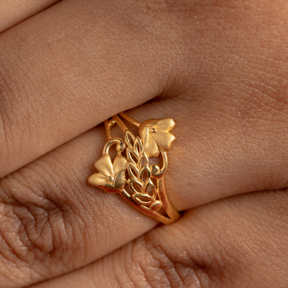Sleek Ring