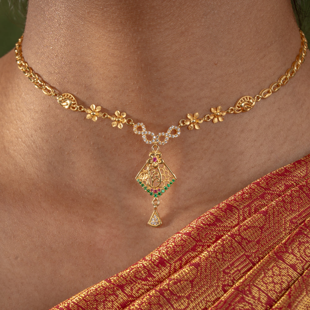 Rhombus Gleam Necklace