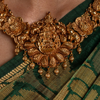 Pravaha Necklace
