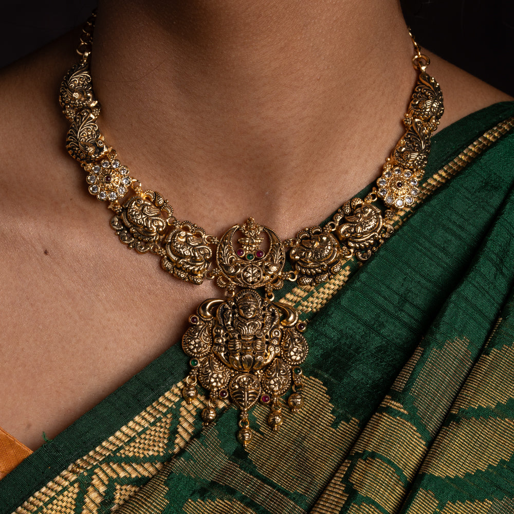 Sarvatha Necklace