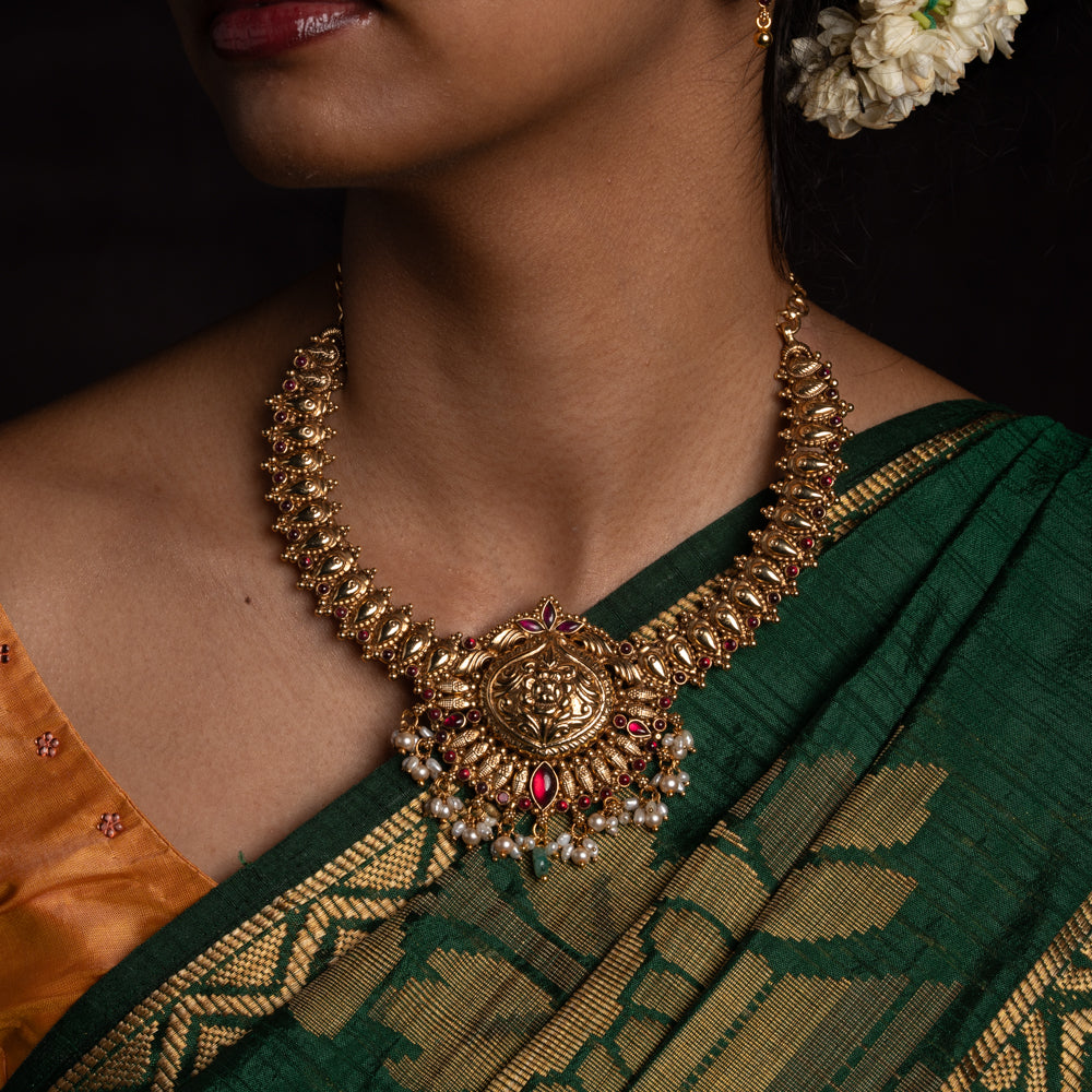 Jahnavi Necklace