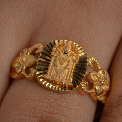 Sleek Ring