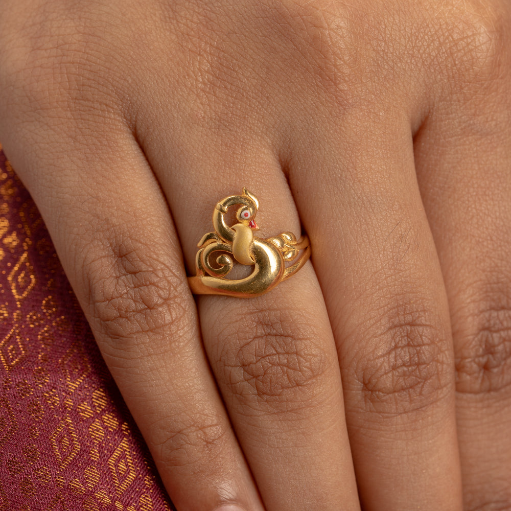 Sleek Ring
