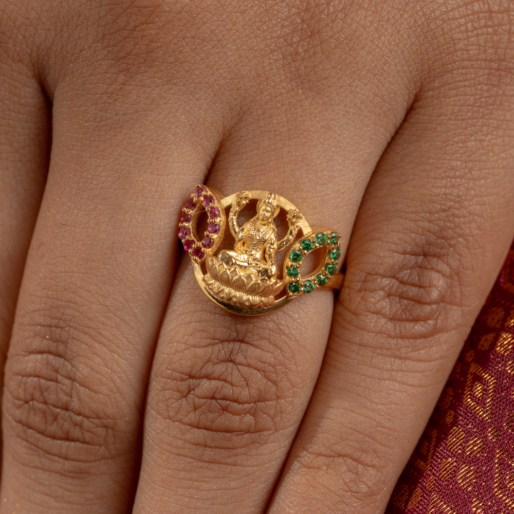 Sleek Ring