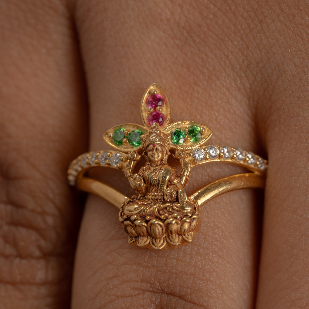 Sleek Ring