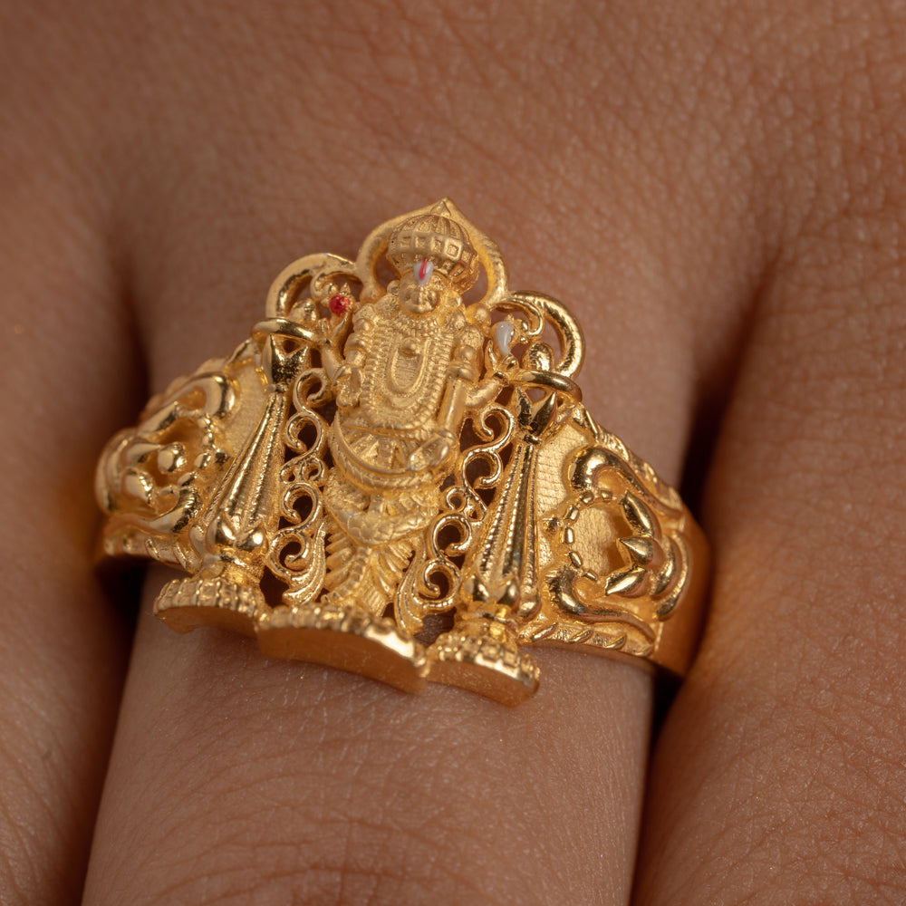 Sleek Ring