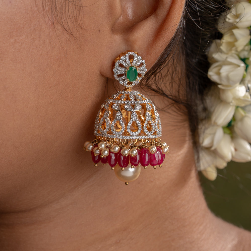 Eshvini Jhumka