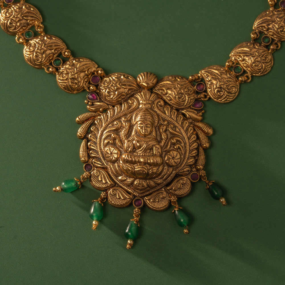 Sleek Necklace