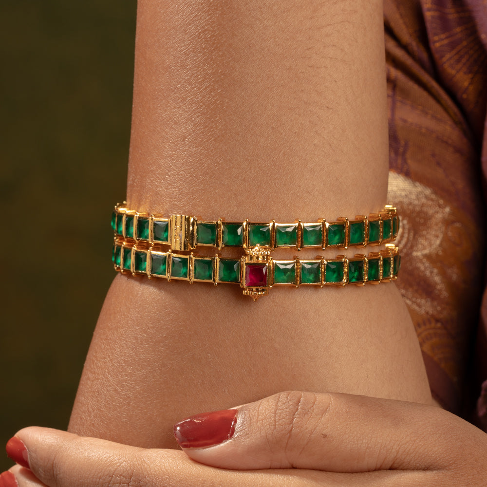 Sleek Bangle