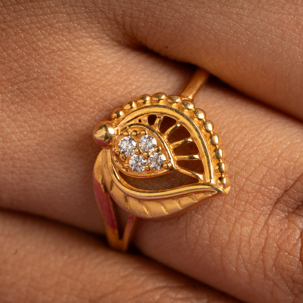 Sleek Ring