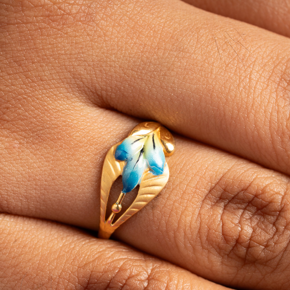 Sleek Ring