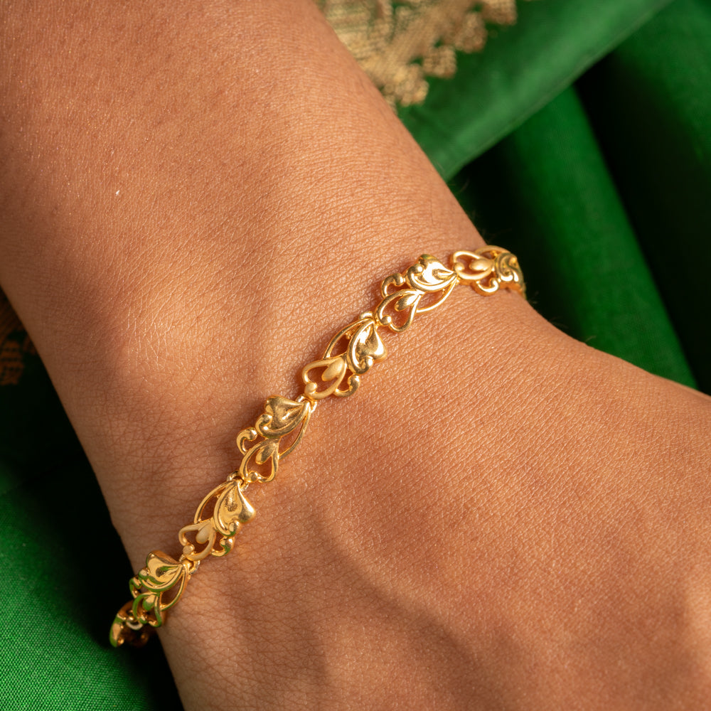 Sharani Bracelet