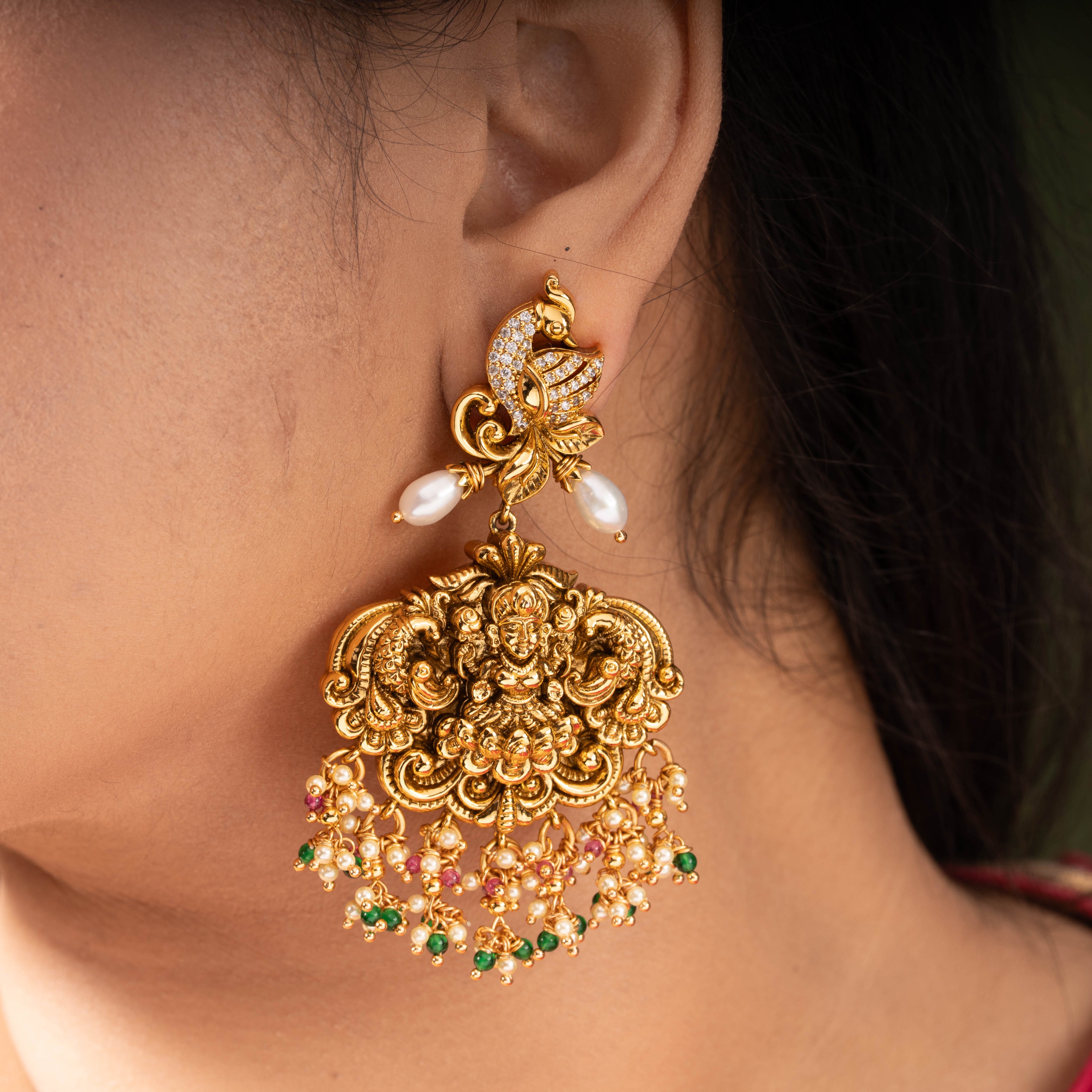 Shrivi Jhumka