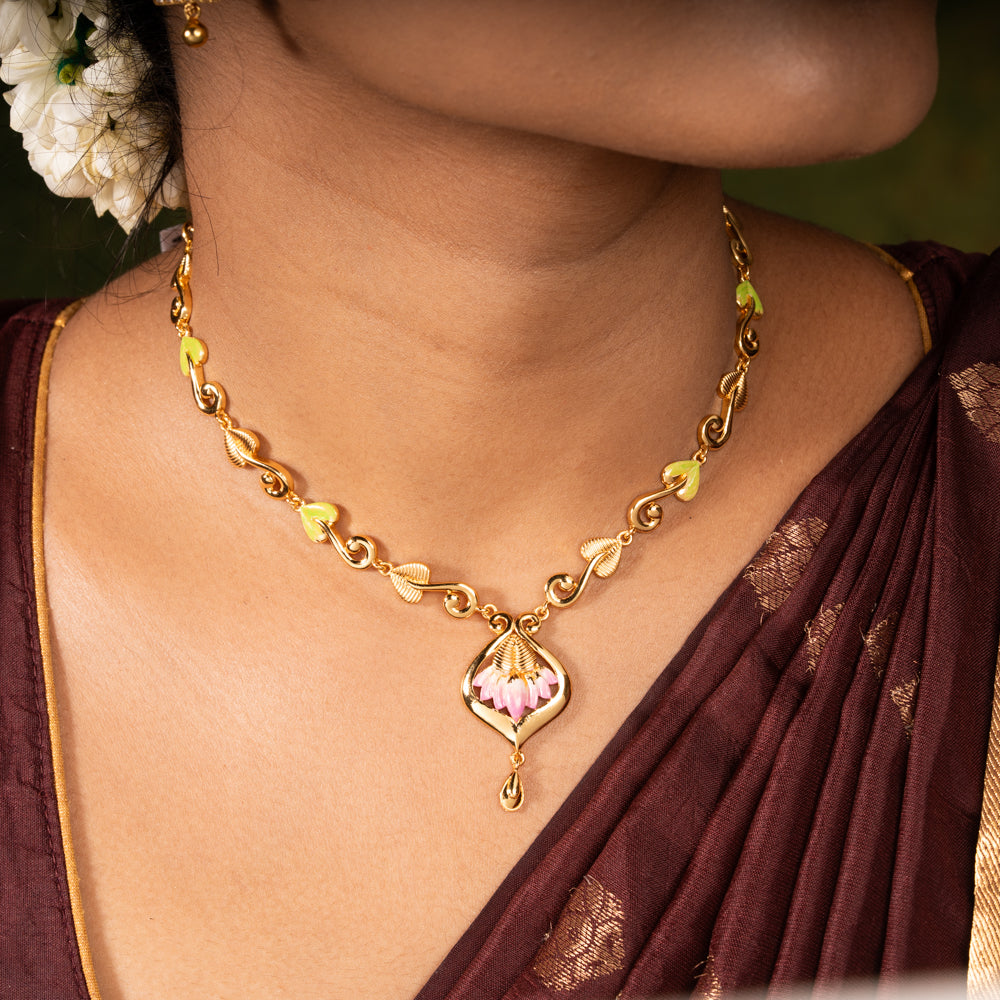 Plain Necklace