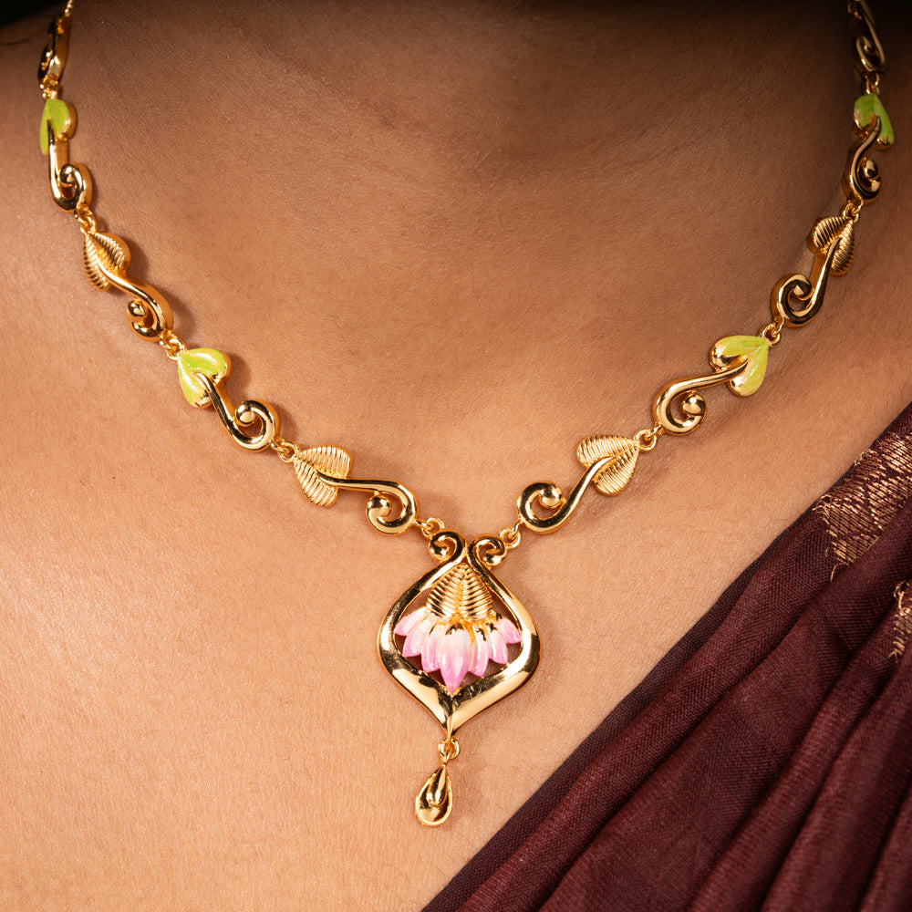 Plain Necklace